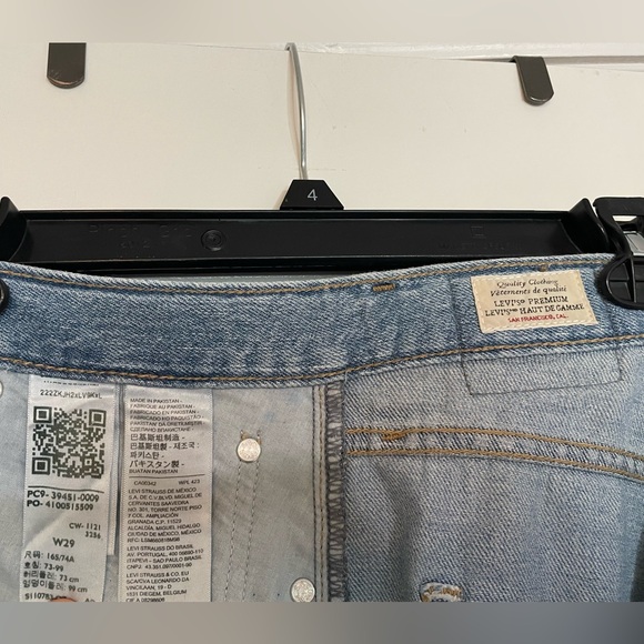 LEVI’S High Loose Denim Shorts - Picture 2 of 8